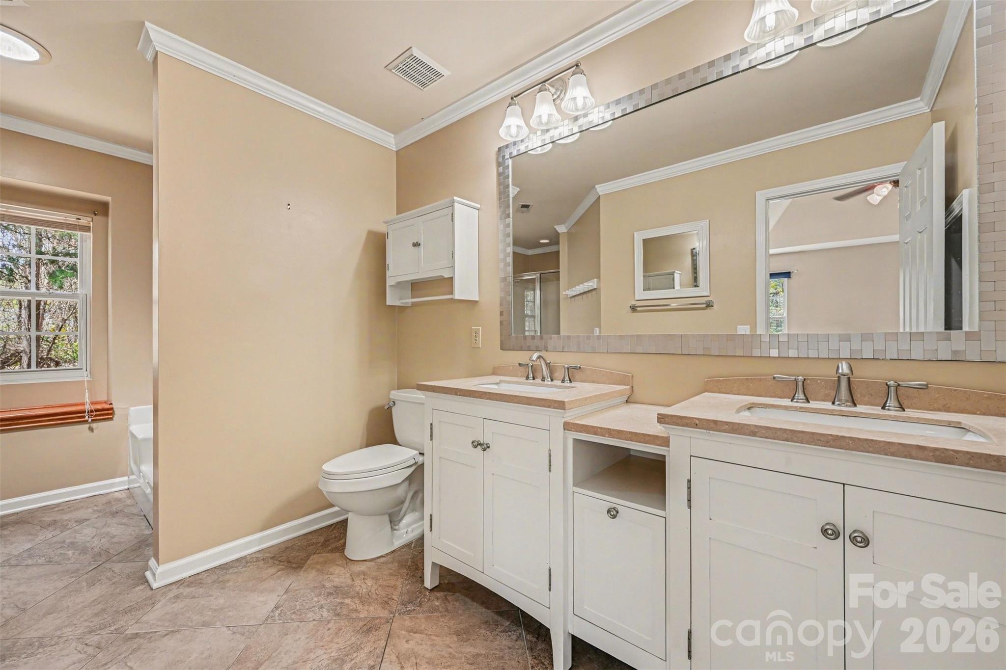 7329 Bailywick Drive — Waxhaw