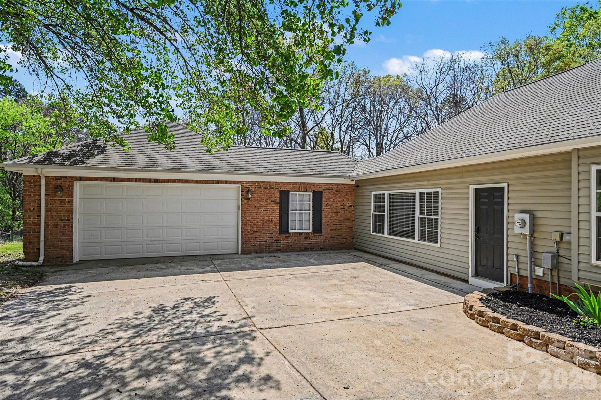 7329 Bailywick Drive — Waxhaw