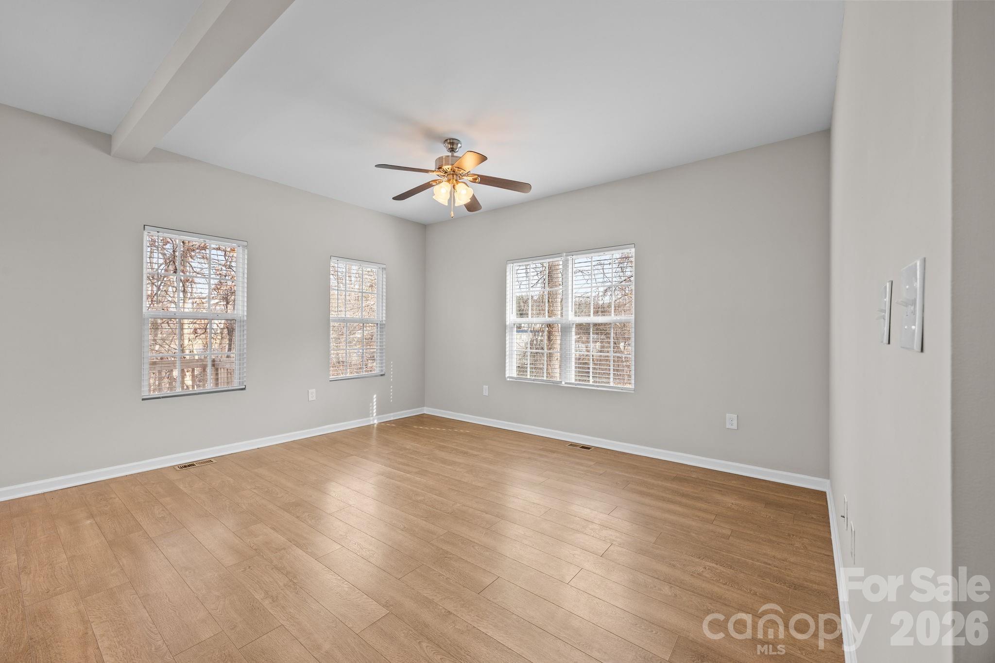 115 Lookout Point Place — Mooresville