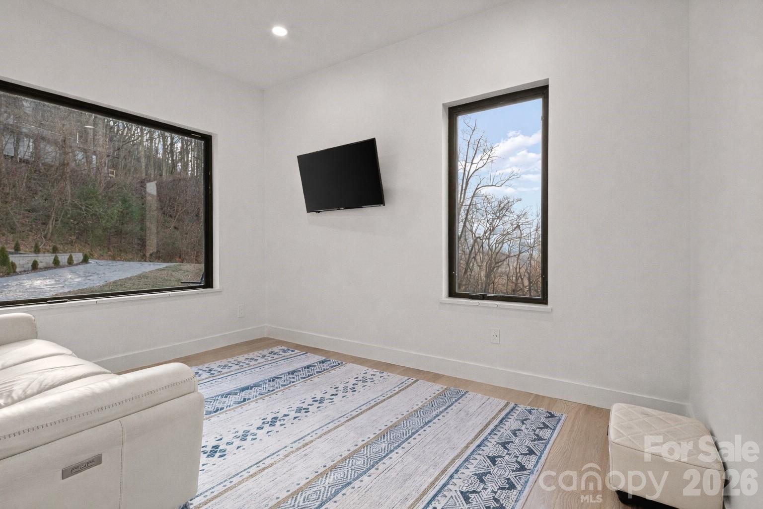 22 Chesten Mountain Drive — Asheville
