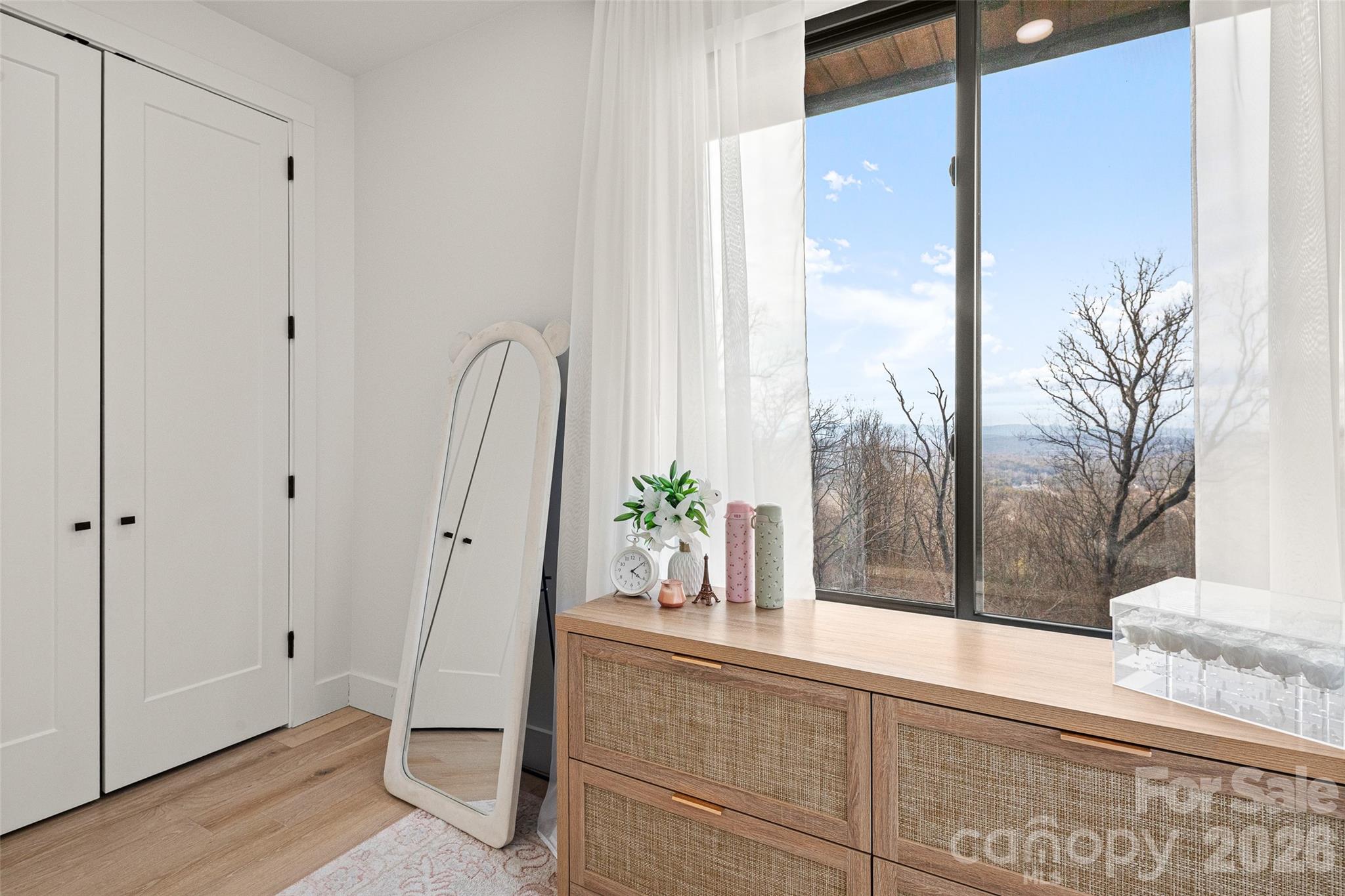 22 Chesten Mountain Drive — Asheville