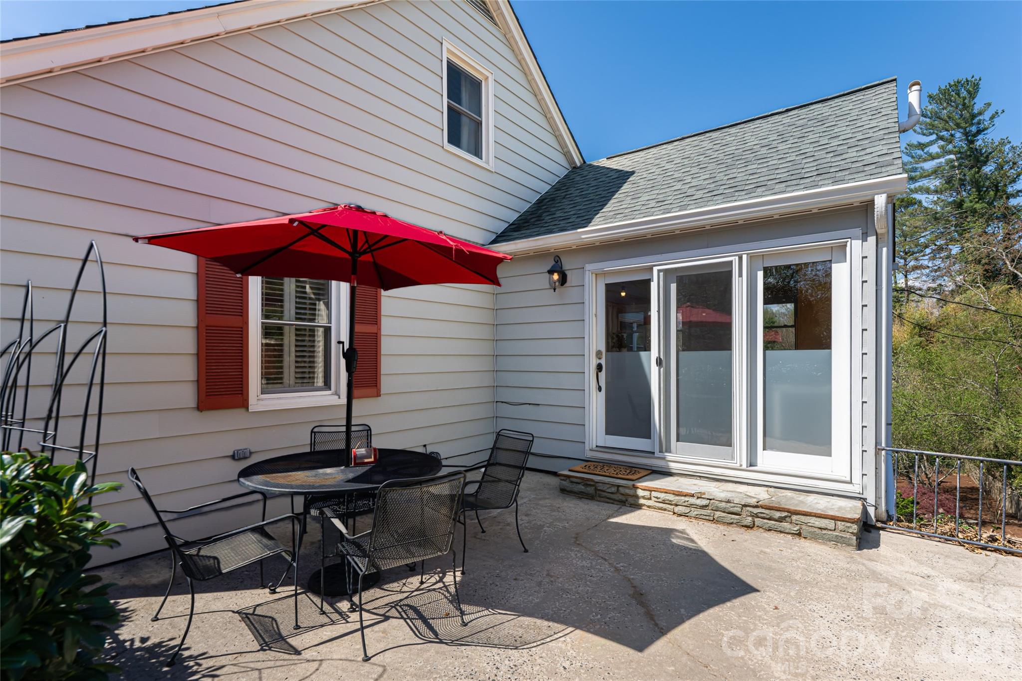 180 Marlborough Road — Asheville