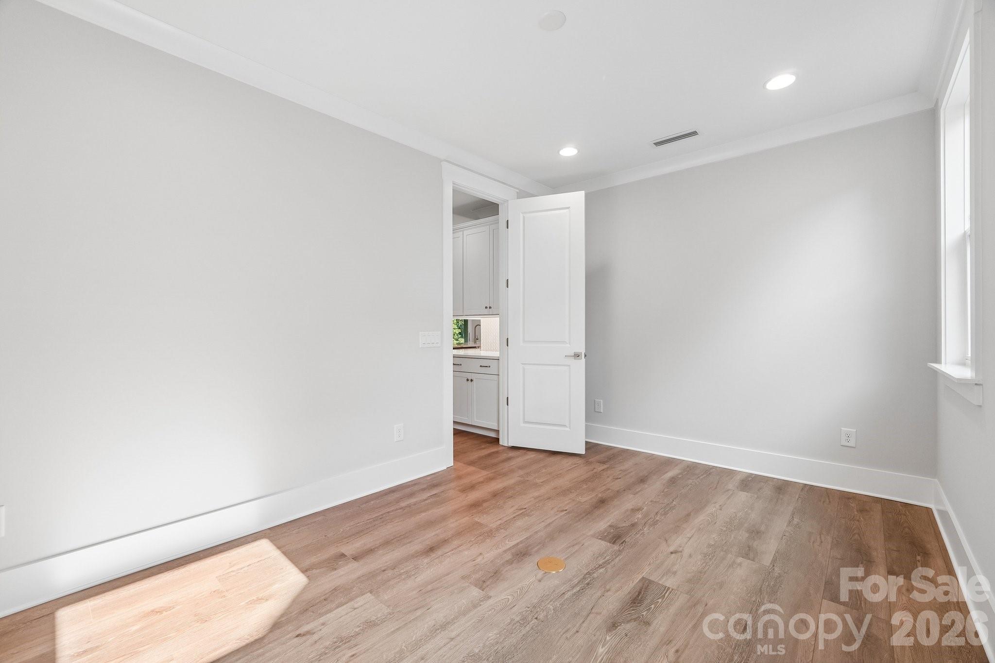 10938 Old Ravine Trail — Huntersville