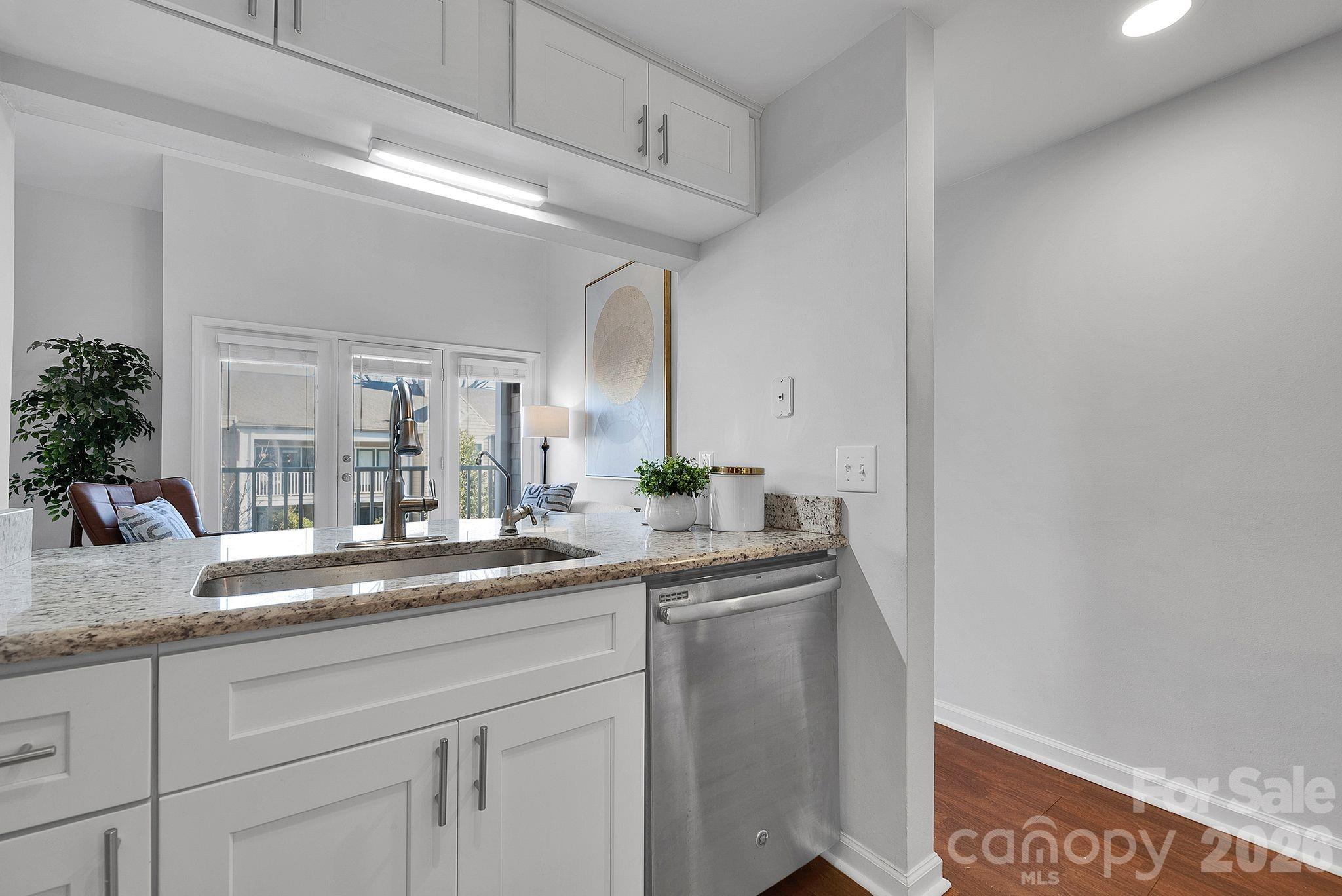 300 S Cedar Street #2 — Charlotte