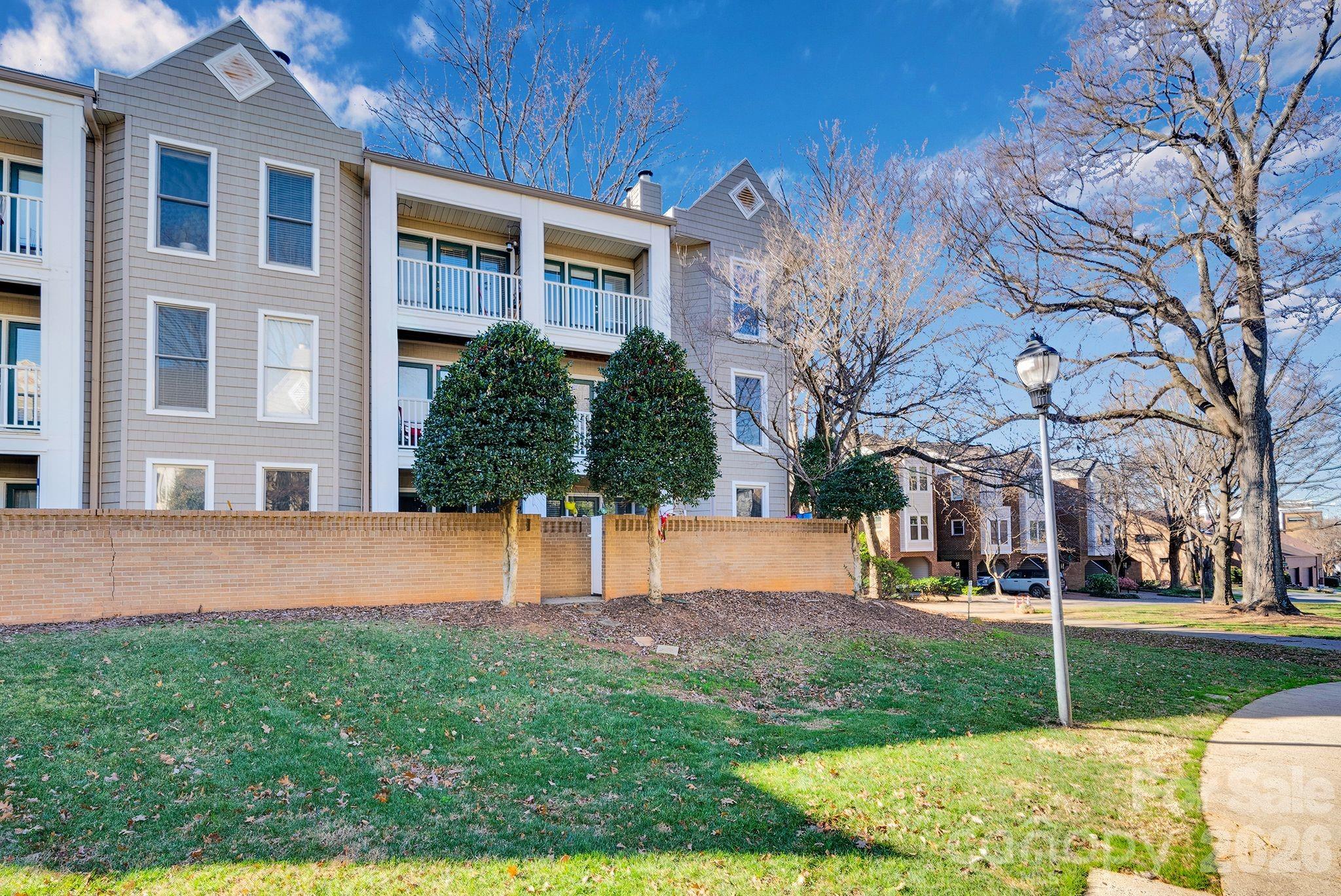 300 S Cedar Street #2 — Charlotte