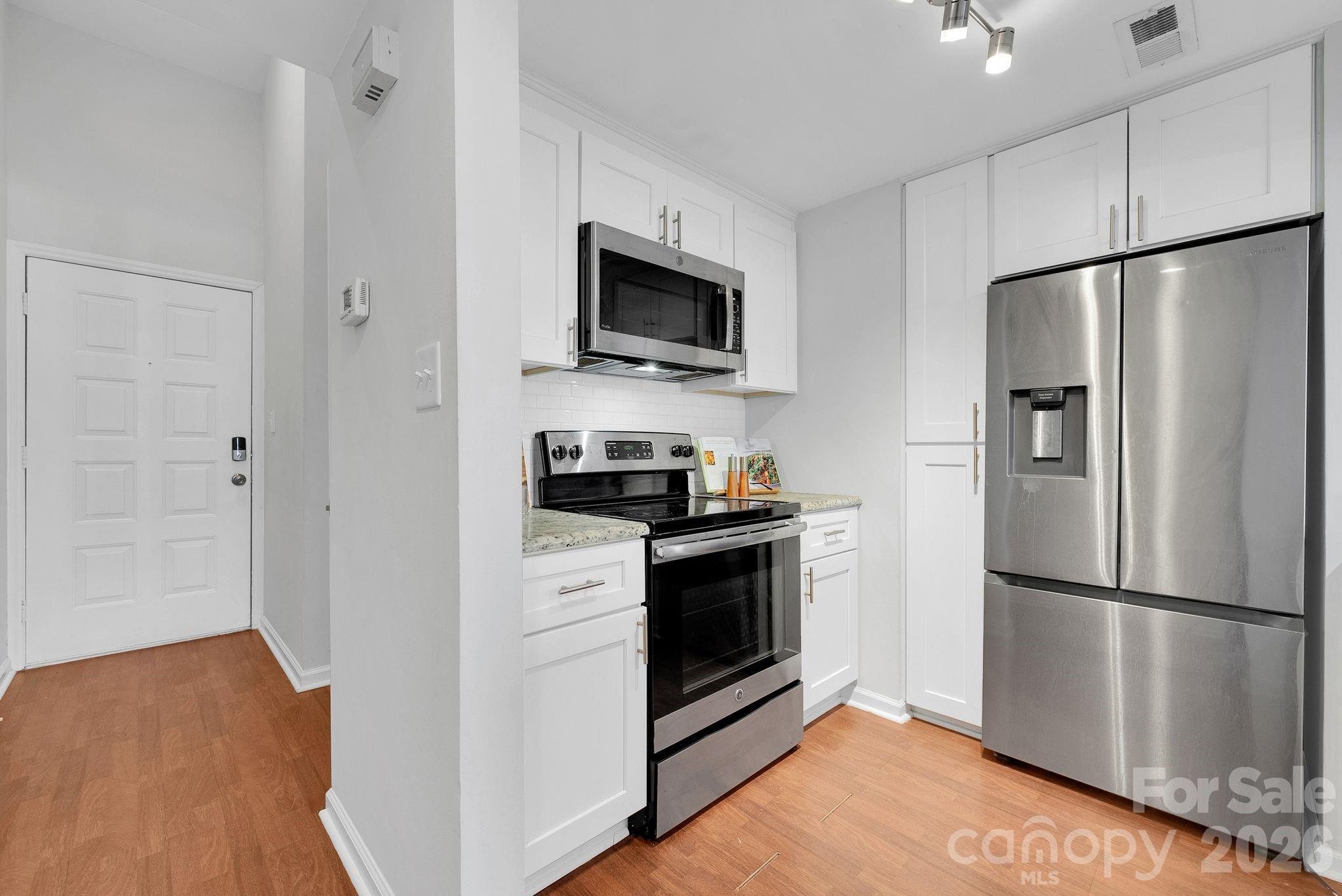 300 S Cedar Street #2 — Charlotte