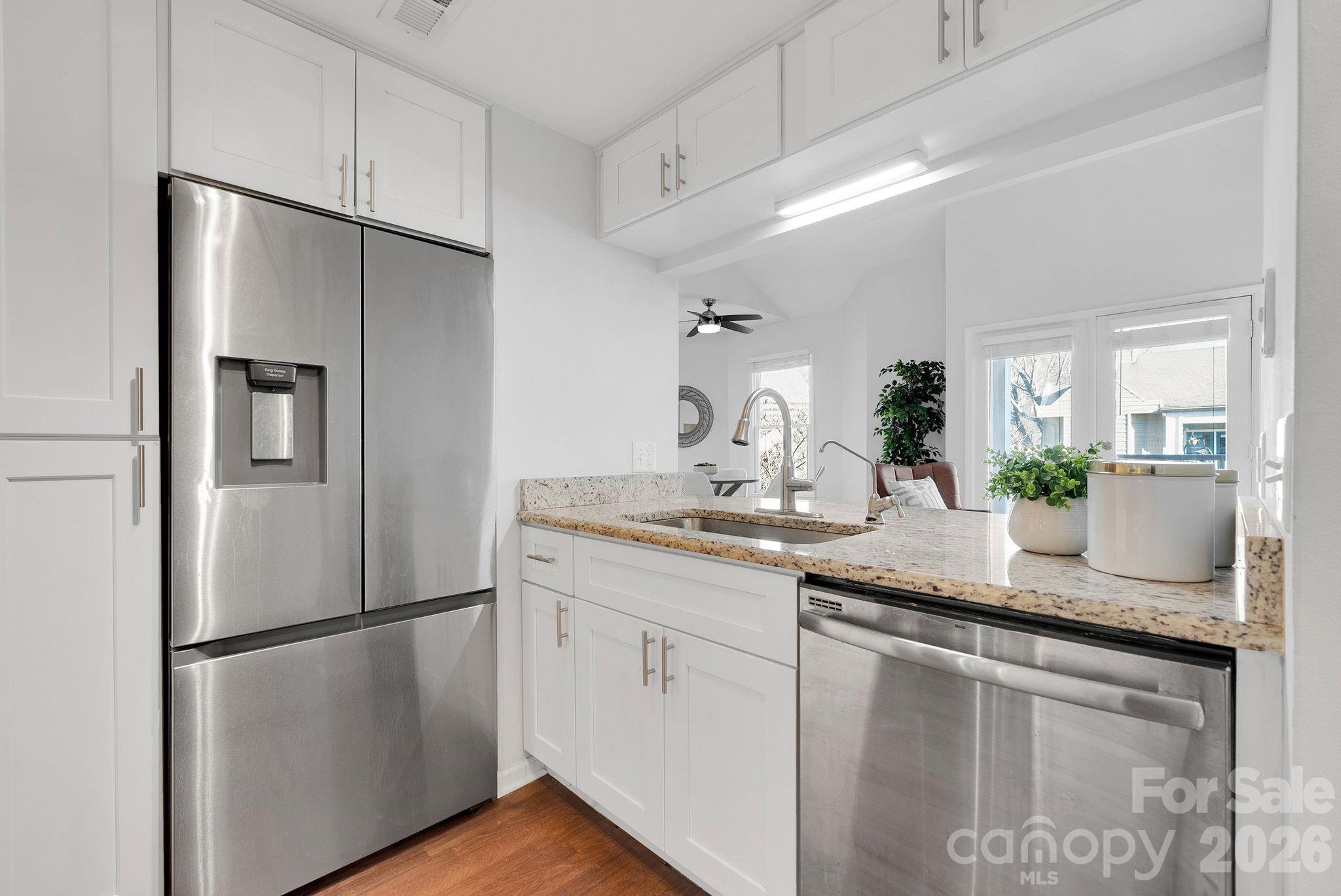 300 S Cedar Street #2 — Charlotte
