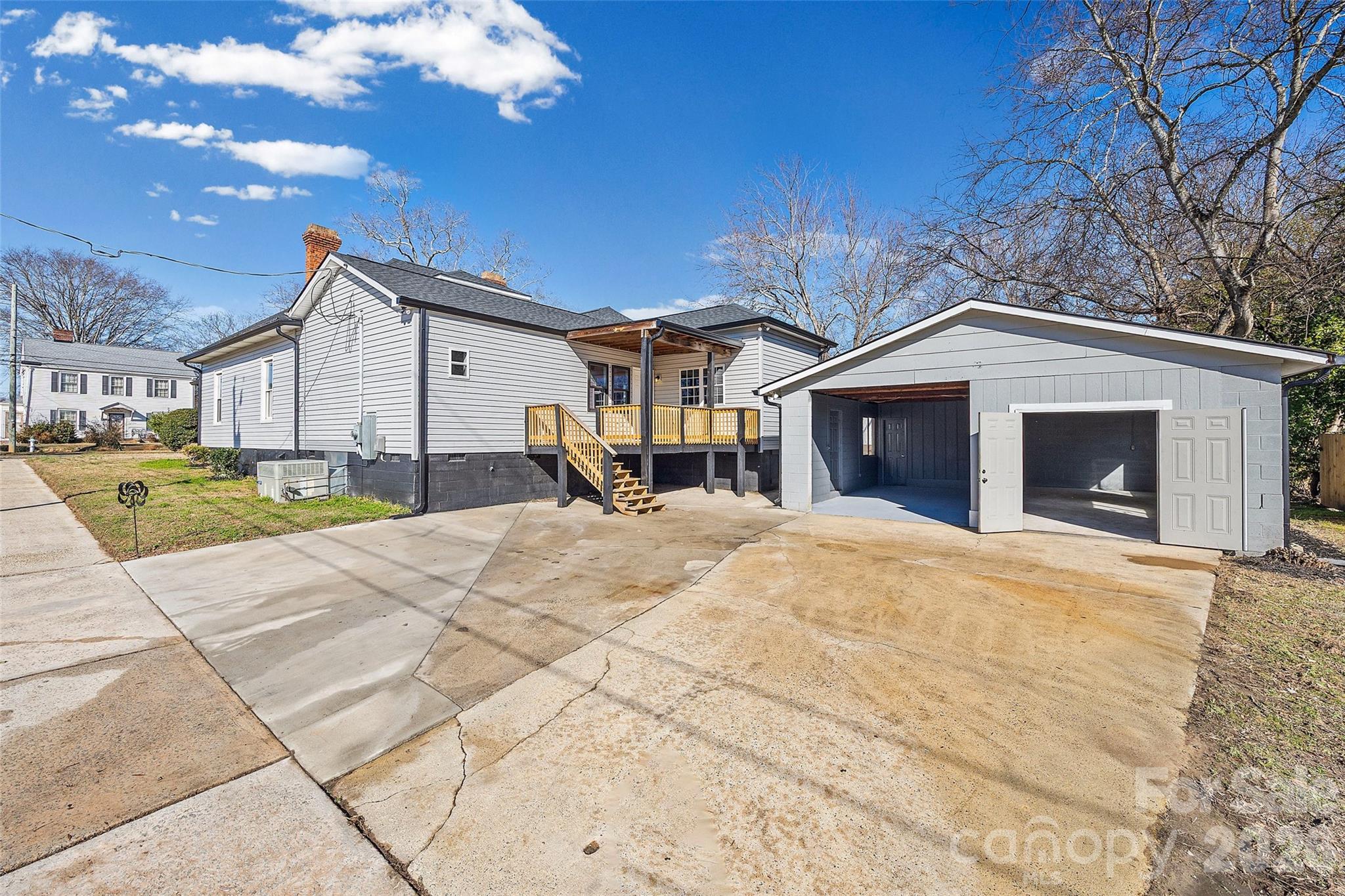 327 S Spruce Street — Rock Hill