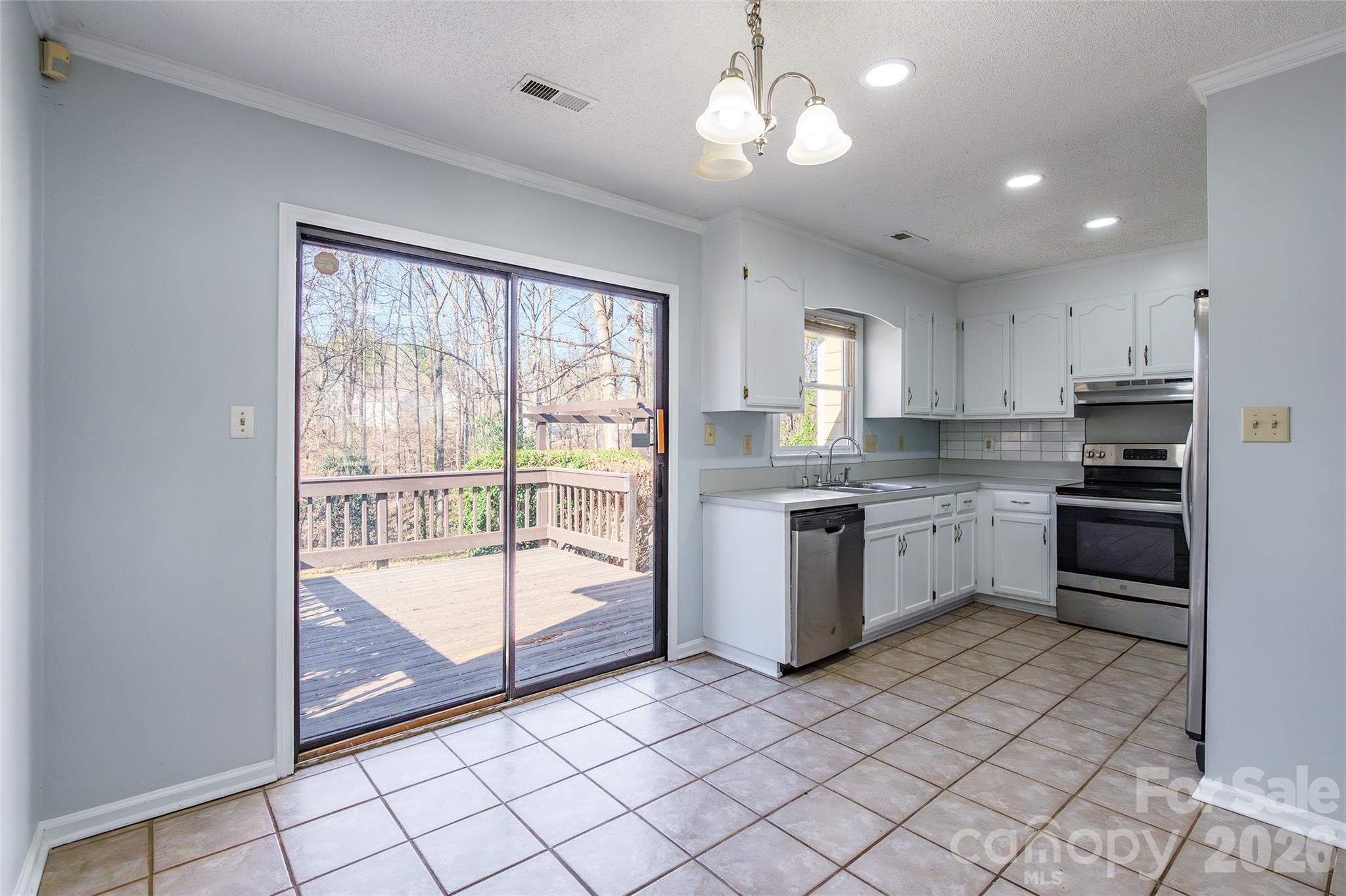 7225 McTeal Place — Charlotte