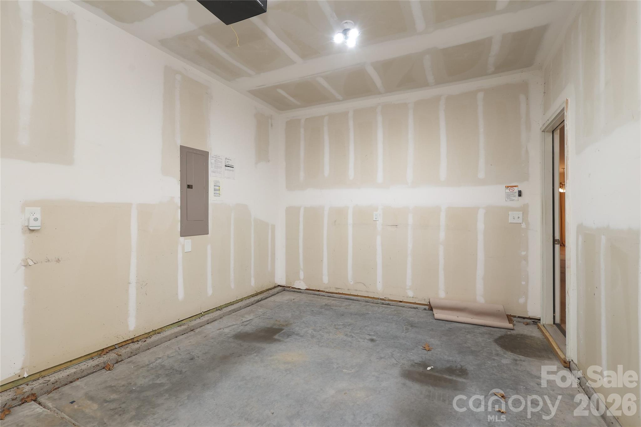 4806 Lynn Lee Circle — Charlotte