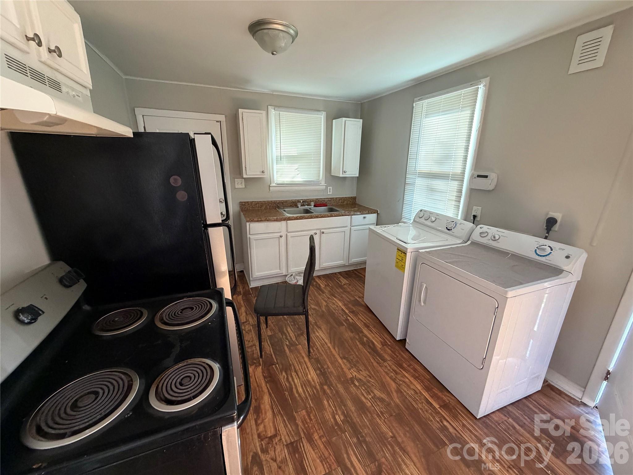 2620 Celia Avenue — Charlotte