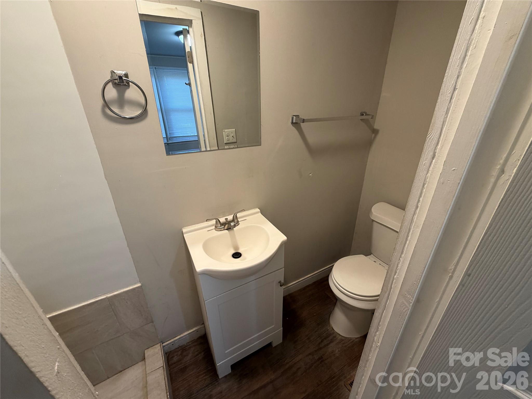 2620 Celia Avenue — Charlotte