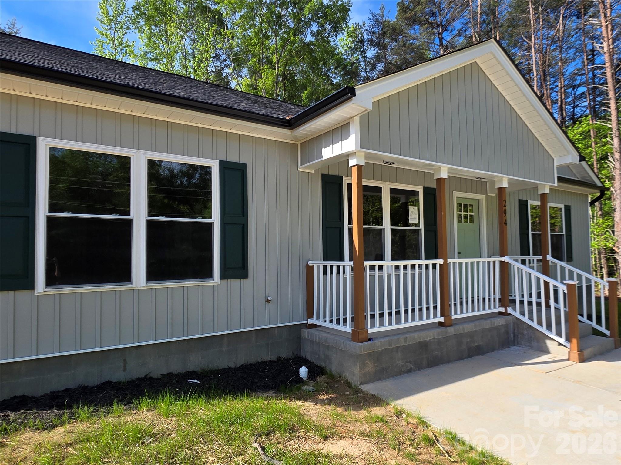 294 Zion Church Road — Clover