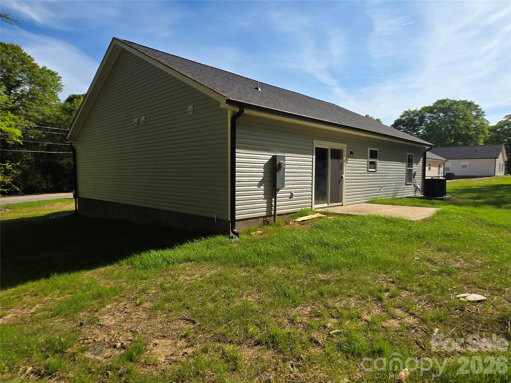 294 Zion Church Road — Clover