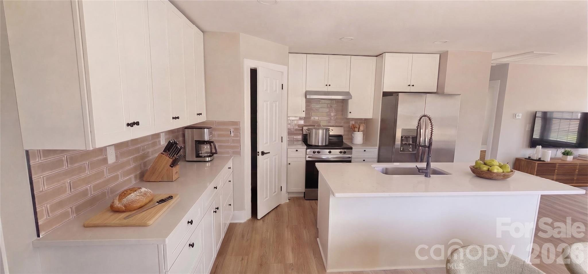 316 Zion Church Road — Clover