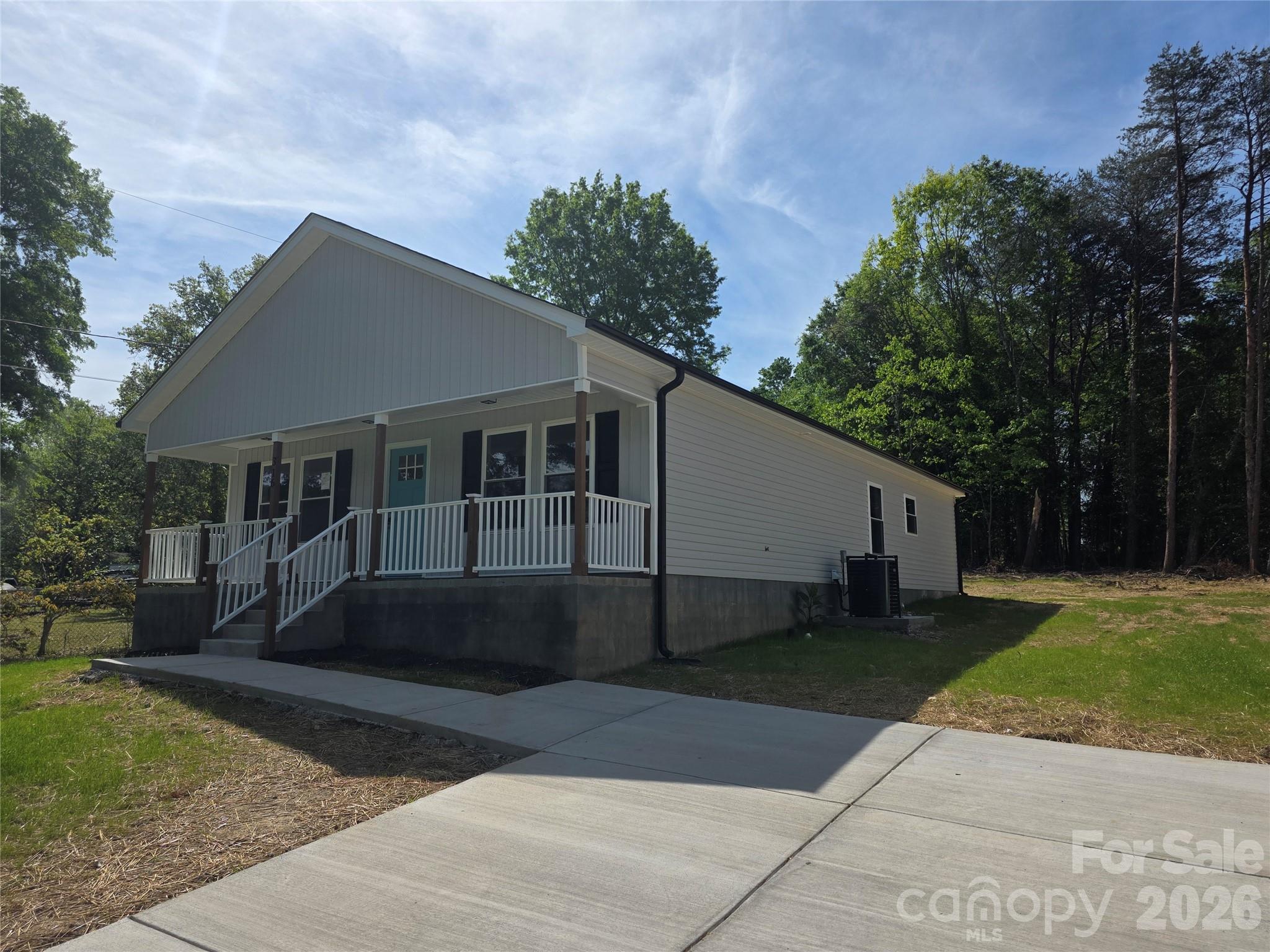 316 Zion Church Road — Clover