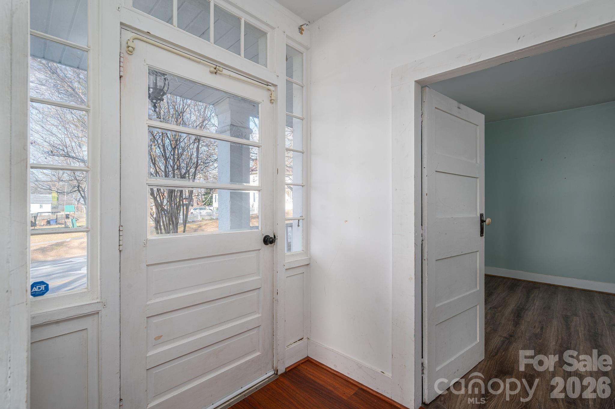 329 W Main Street — Lincolnton
