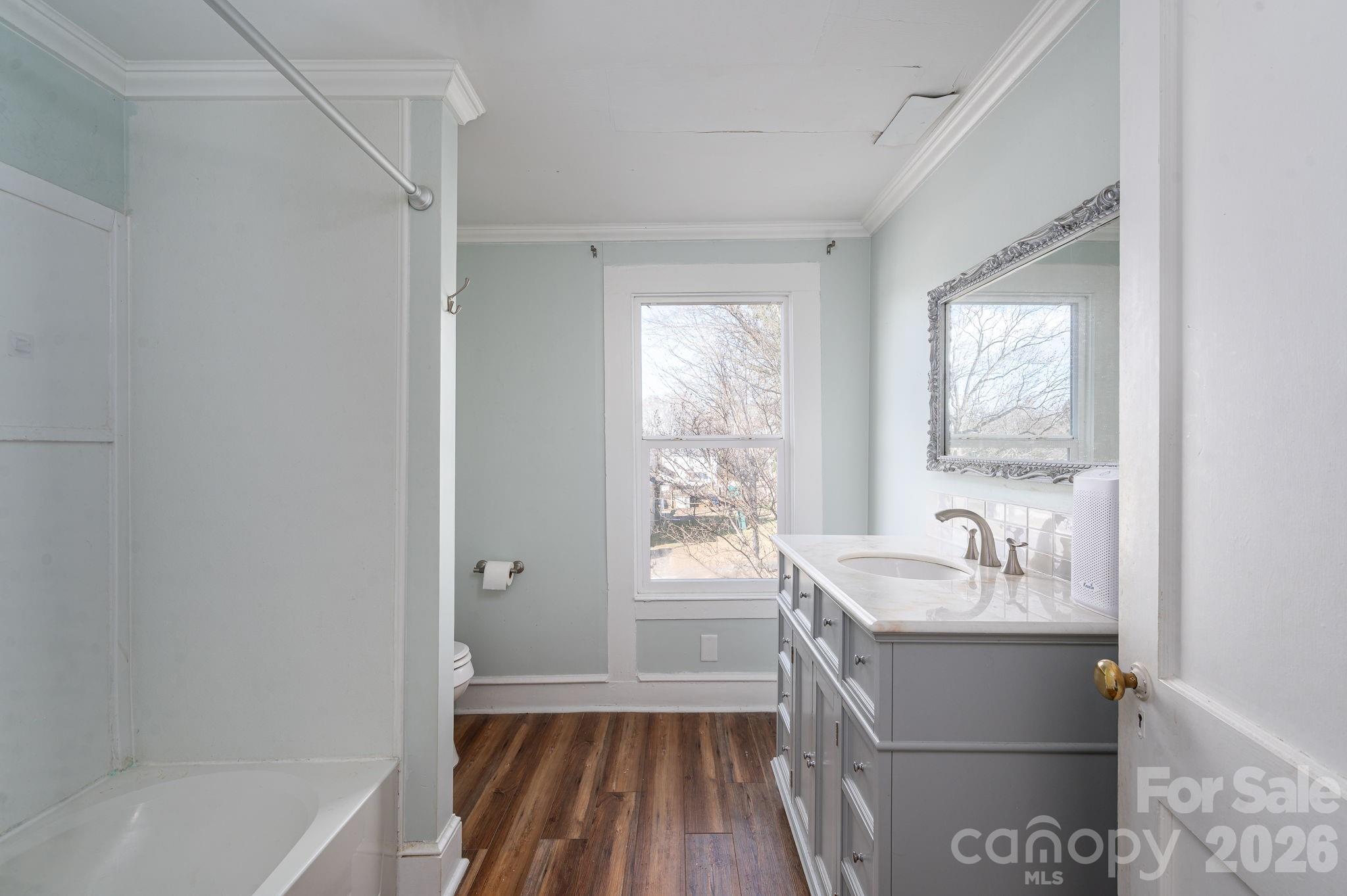 329 W Main Street — Lincolnton