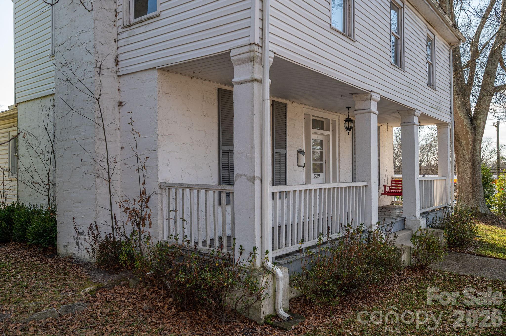 329 W Main Street — Lincolnton