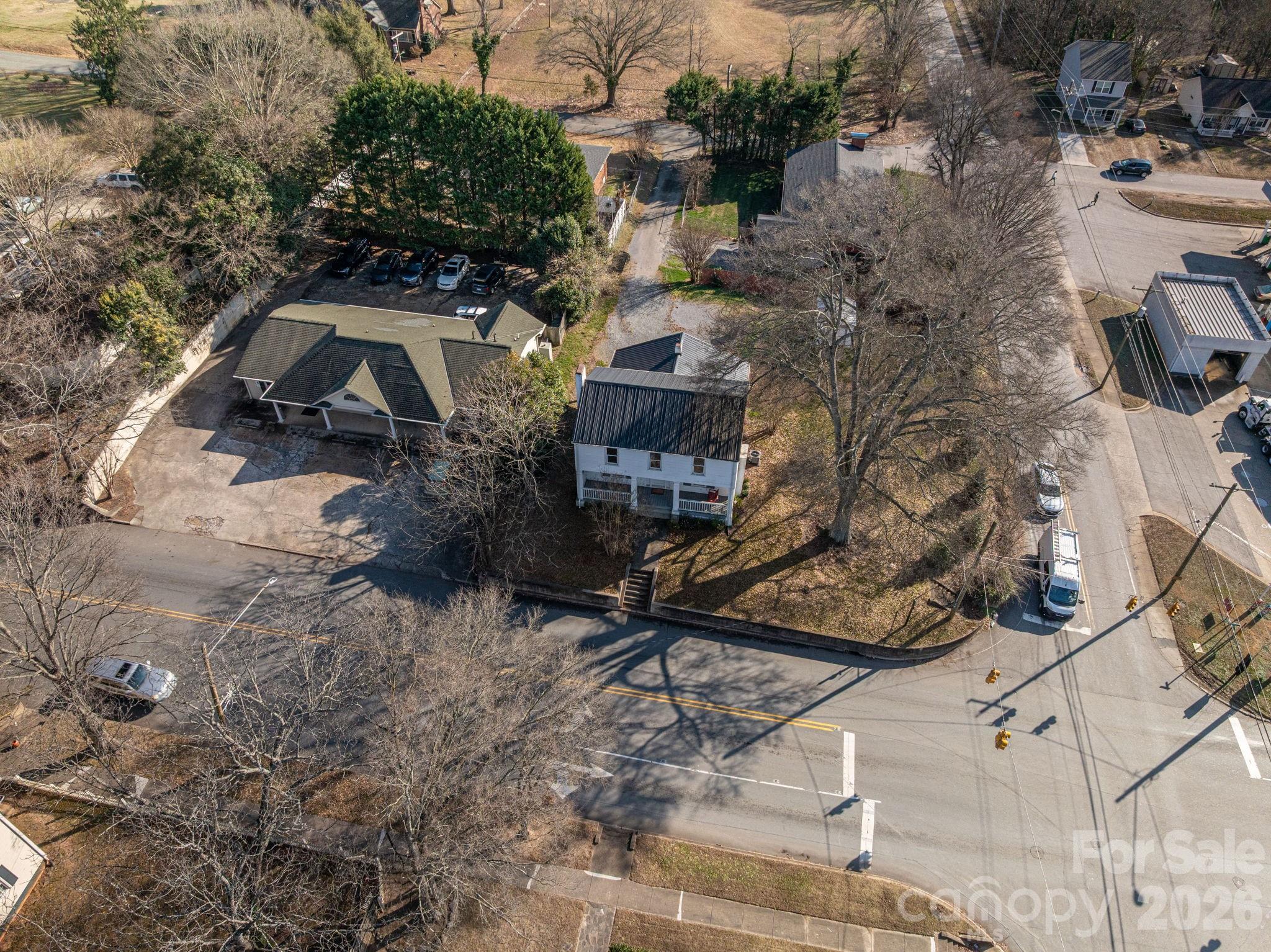 329 W Main Street — Lincolnton
