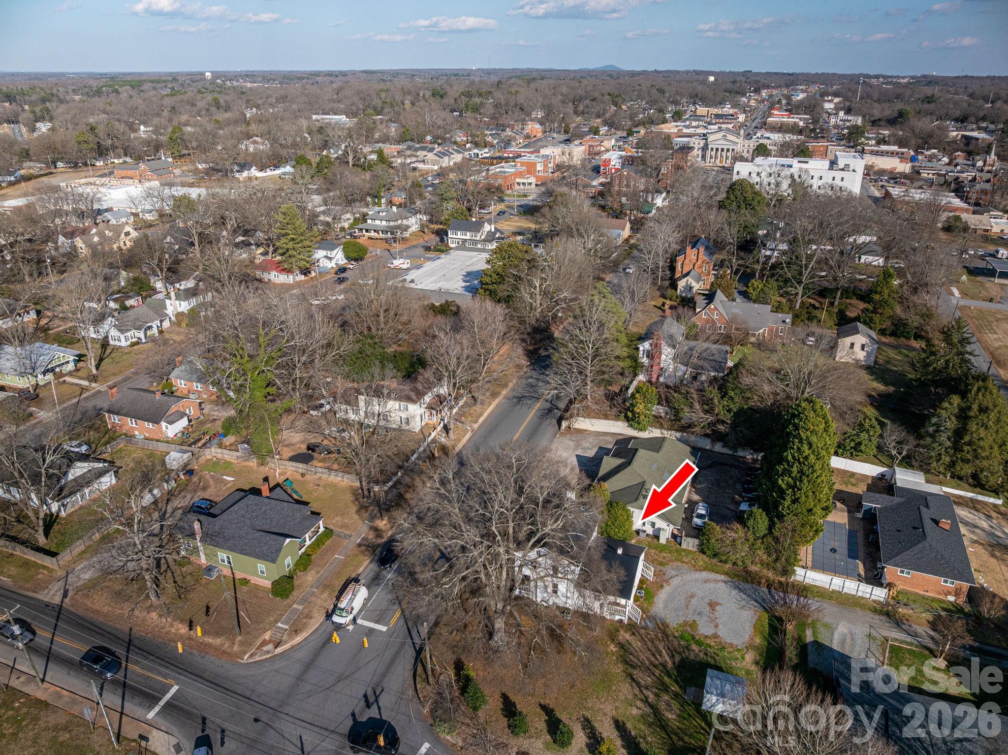 329 W Main Street — Lincolnton