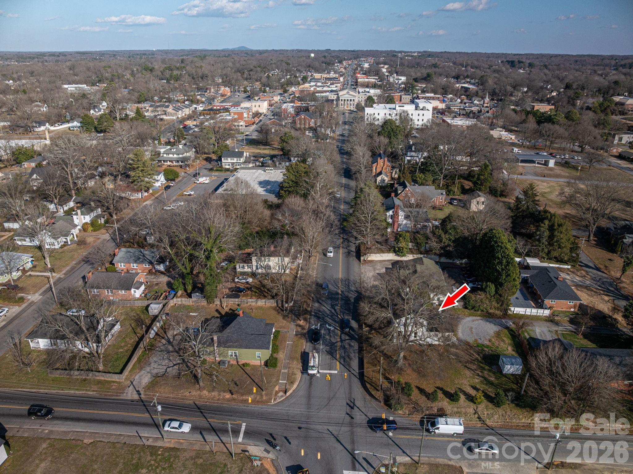 329 W Main Street — Lincolnton