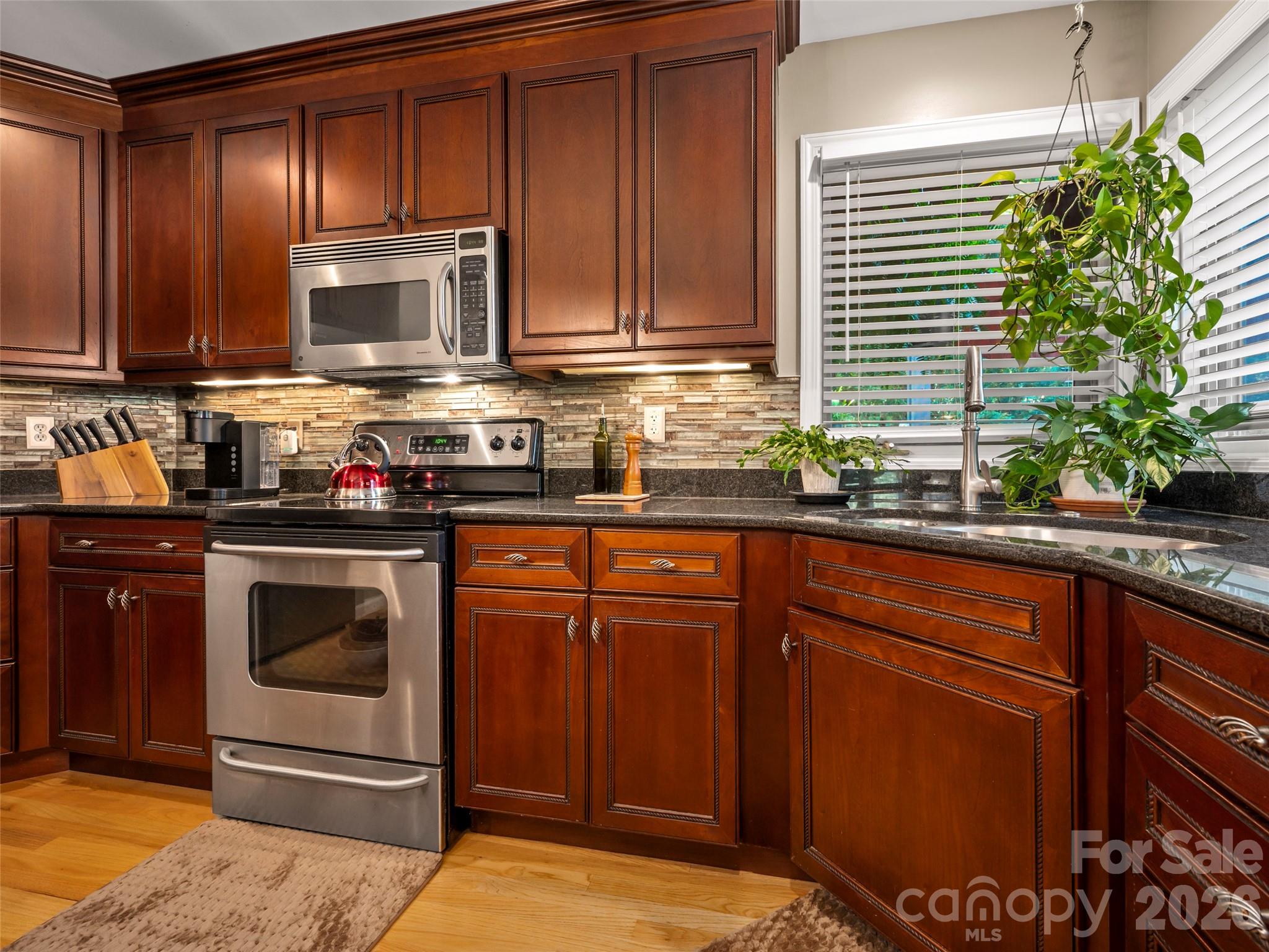 117 Eagles Crest Way — Lake Lure