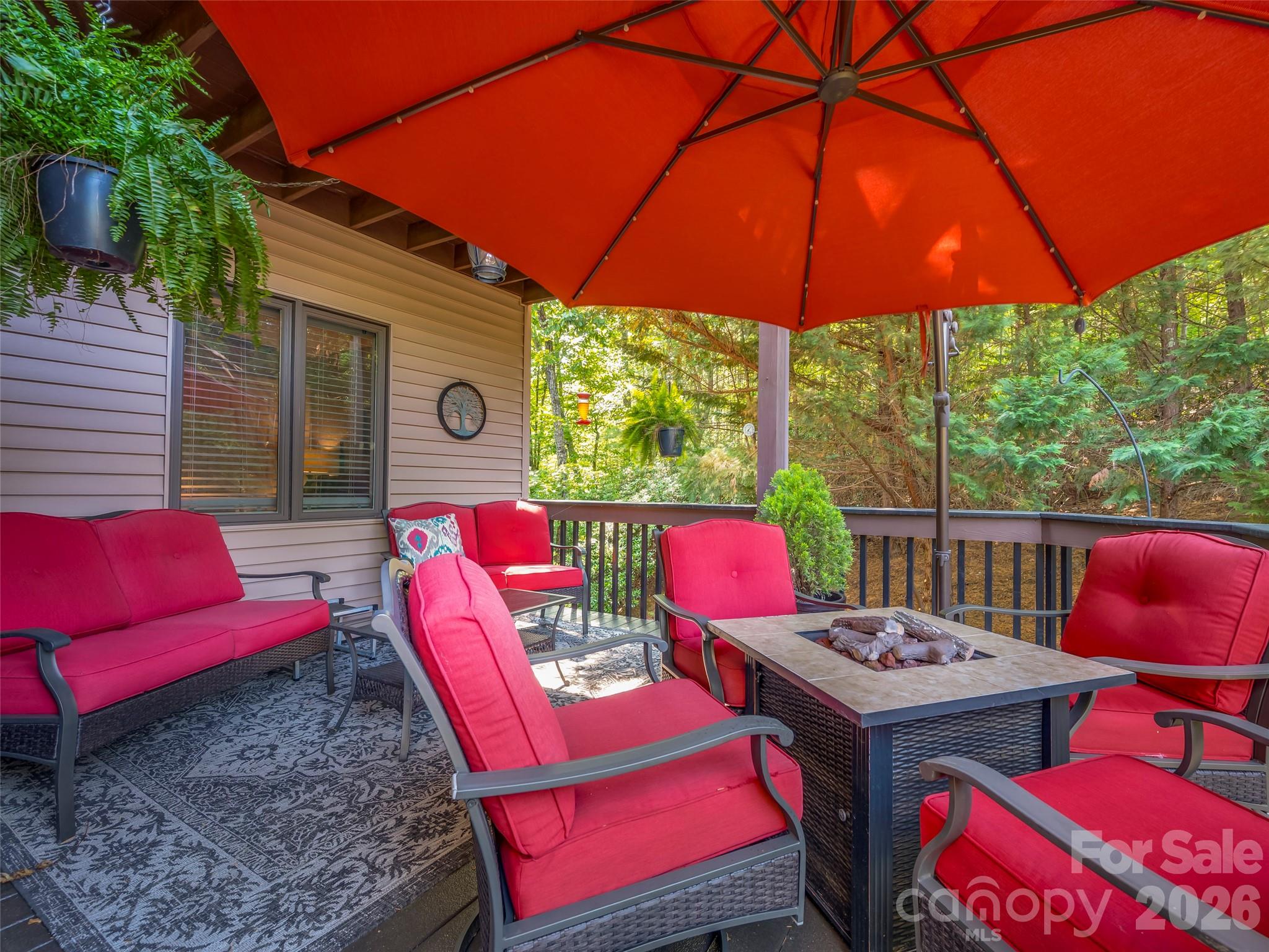 117 Eagles Crest Way — Lake Lure