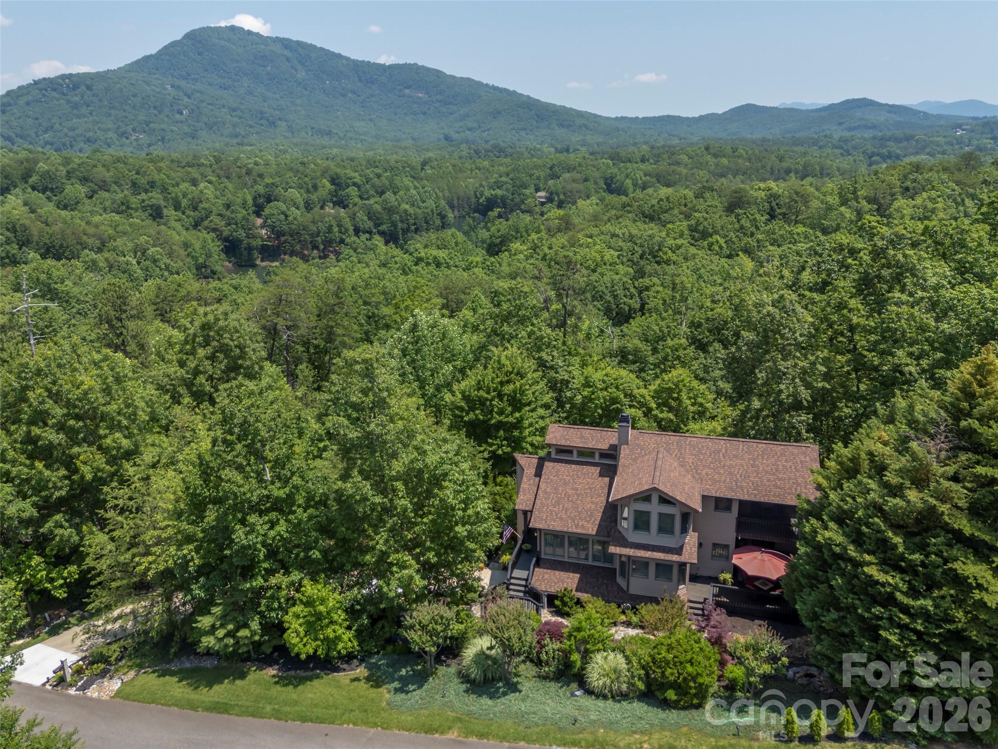 117 Eagles Crest Way — Lake Lure