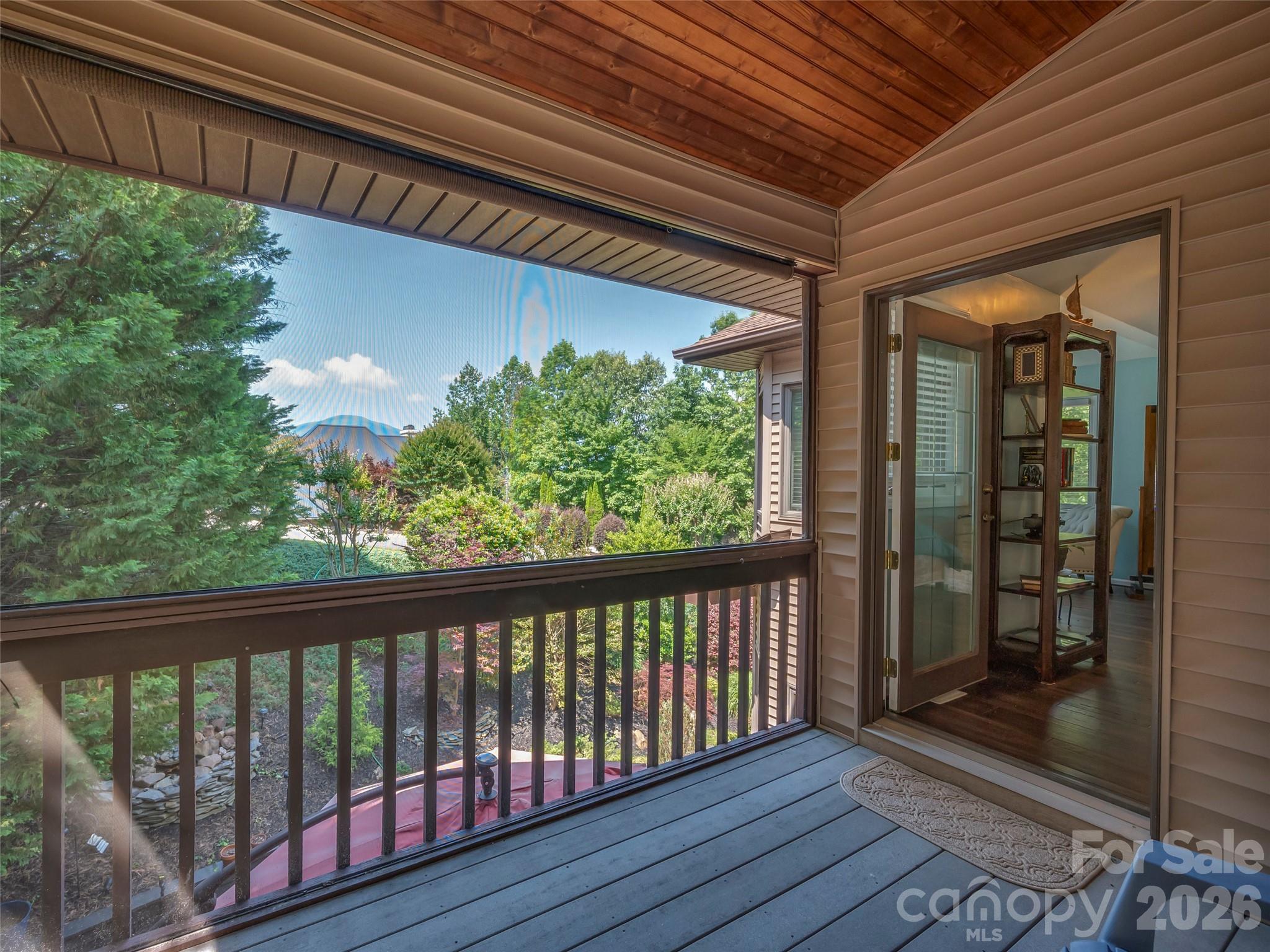 117 Eagles Crest Way — Lake Lure