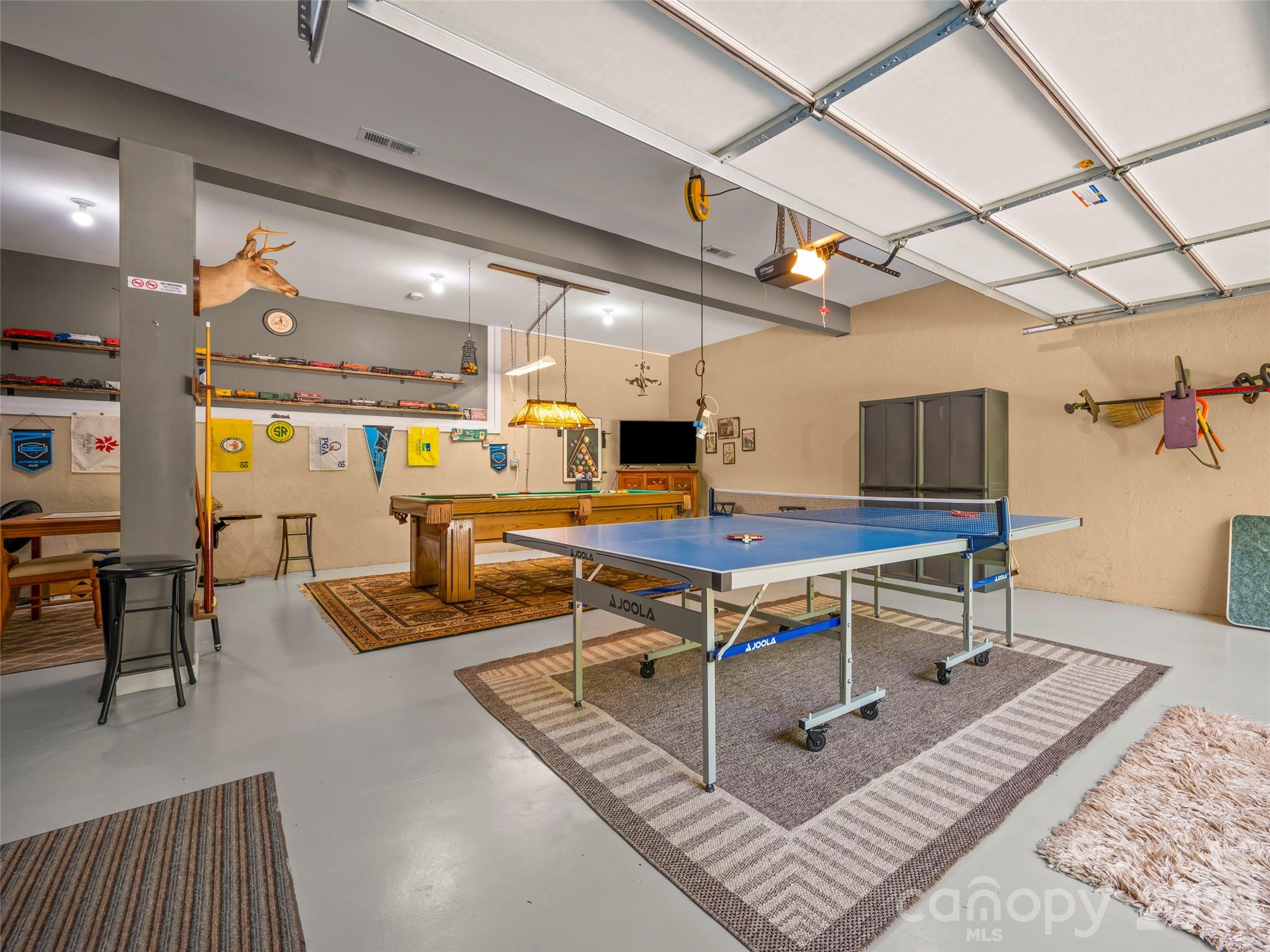 117 Eagles Crest Way — Lake Lure