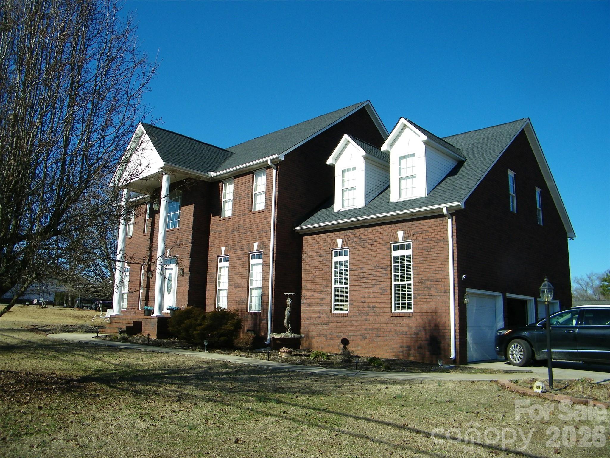 509 E Main Street — Rockwell