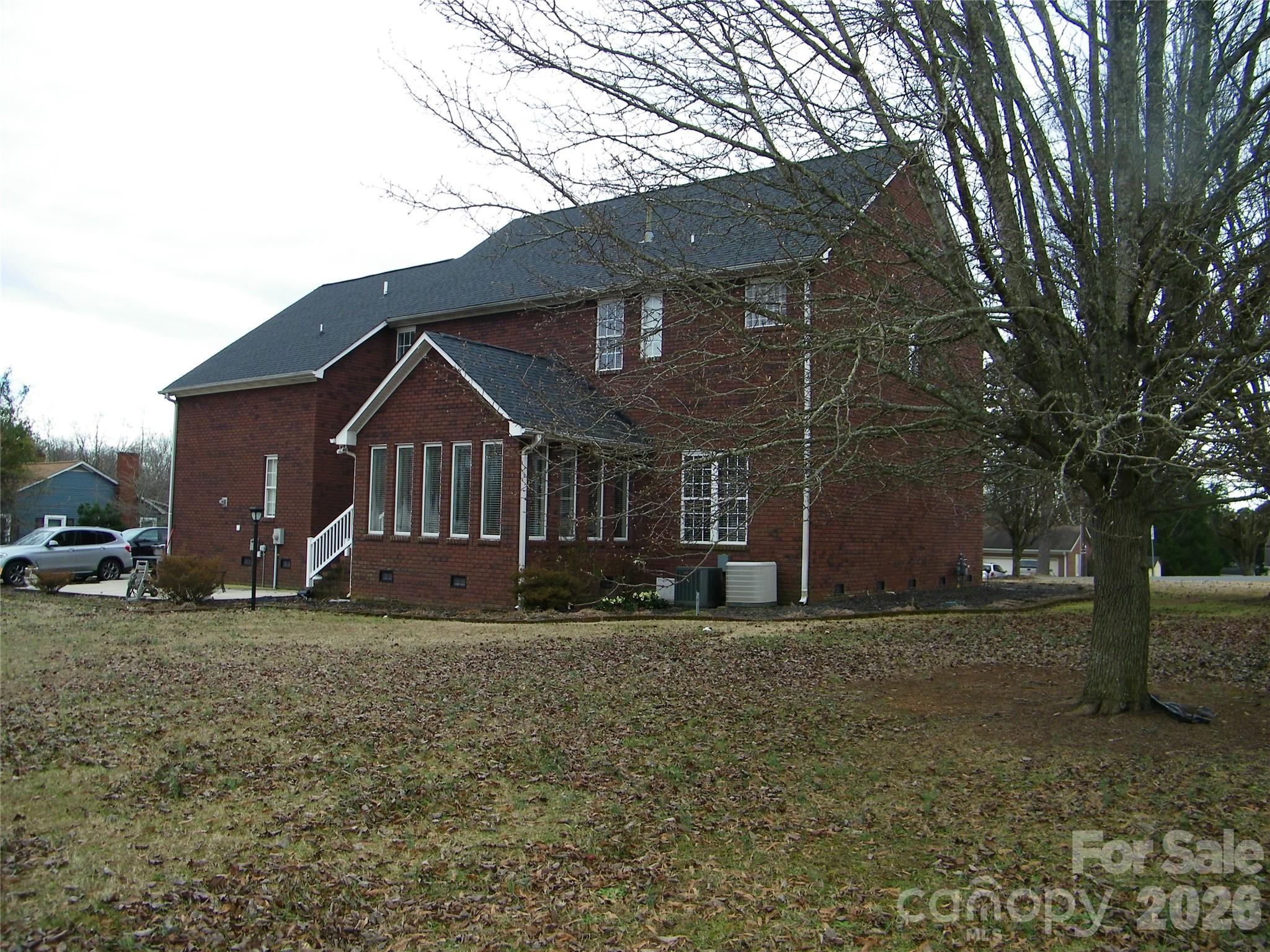509 E Main Street — Rockwell