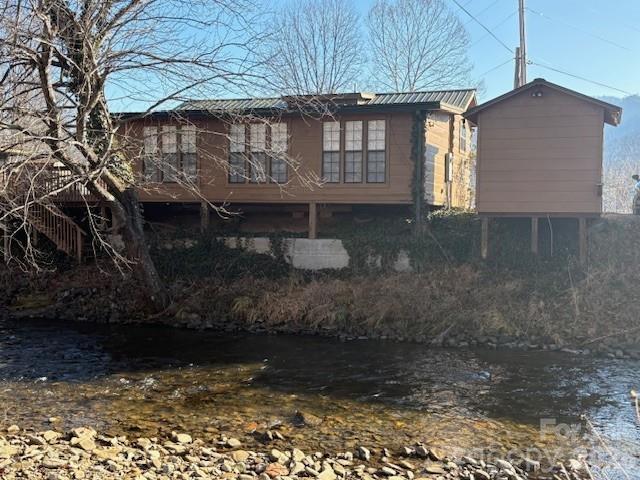 129 Mallard Loop — Waynesville