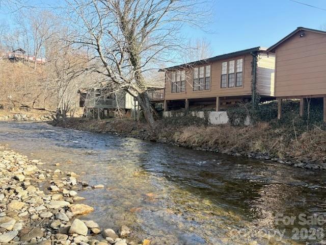 129 Mallard Loop — Waynesville