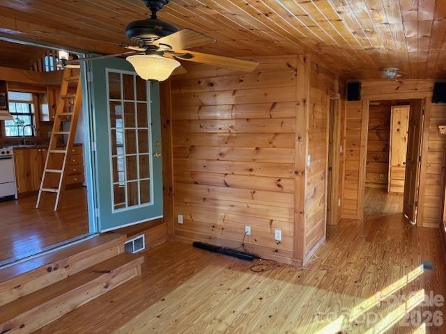 129 Mallard Loop — Waynesville