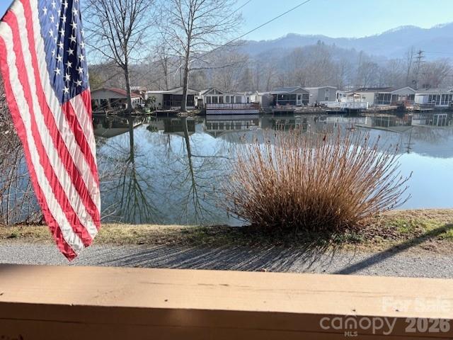 129 Mallard Loop — Waynesville