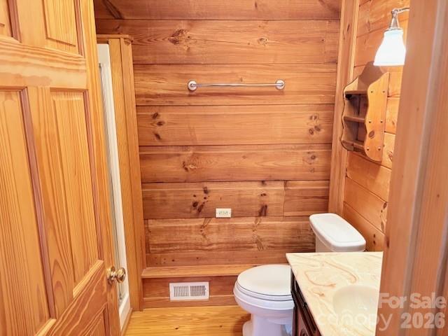 129 Mallard Loop — Waynesville