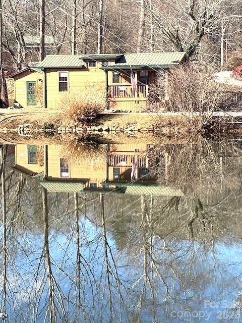 129 Mallard Loop — Waynesville