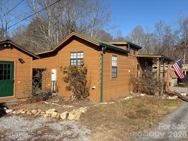 129 Mallard Loop — Waynesville