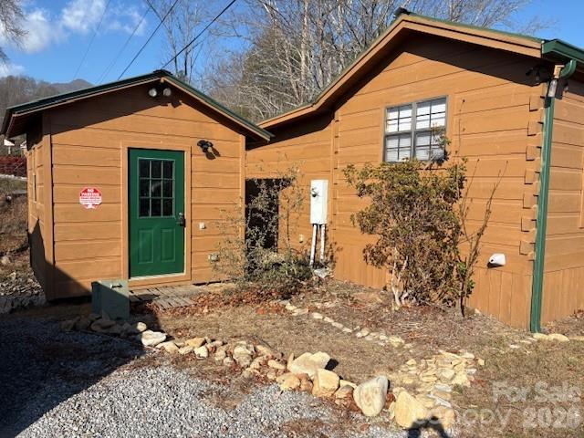 129 Mallard Loop — Waynesville