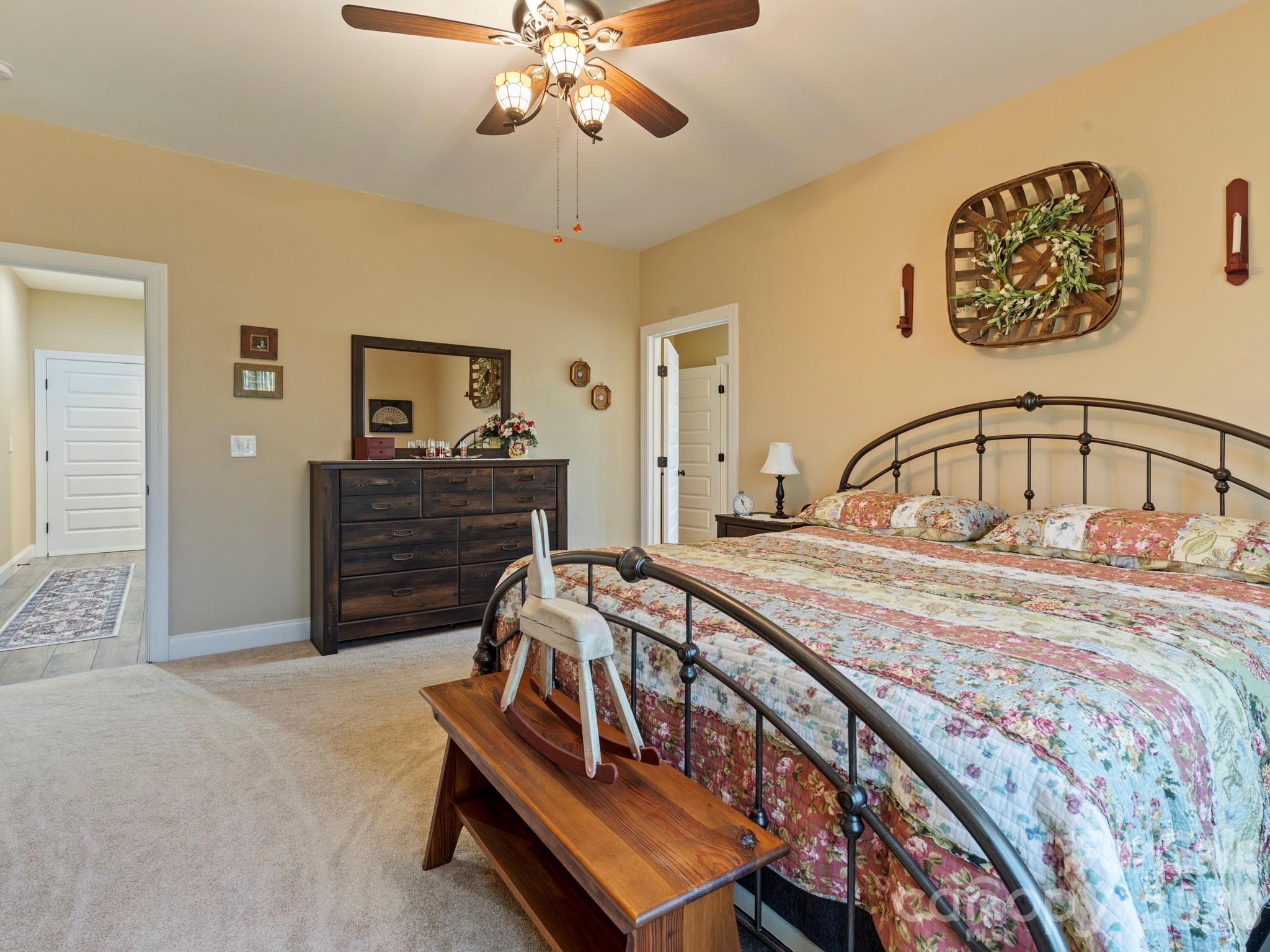 334 Summer Orchard Drive — Hendersonville