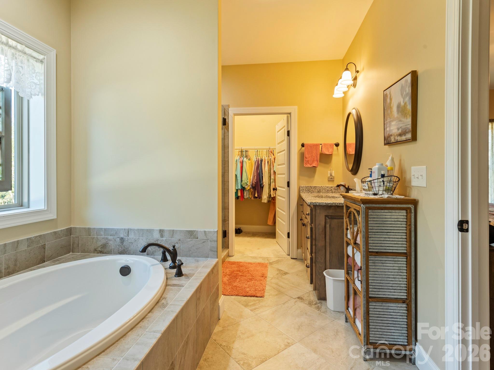 334 Summer Orchard Drive — Hendersonville