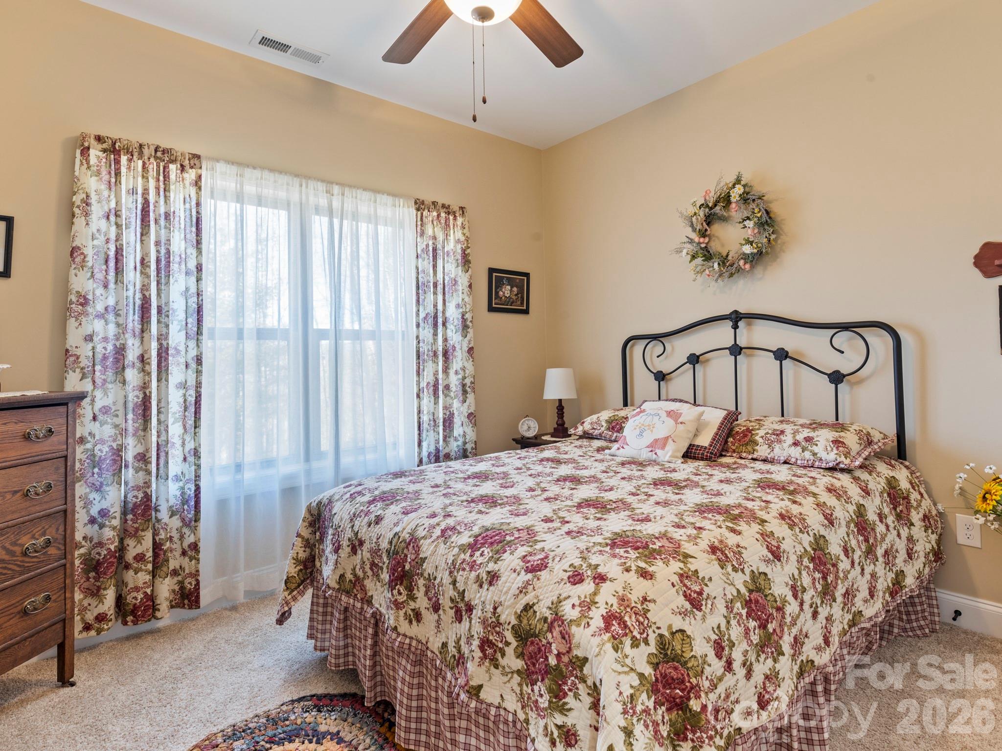 334 Summer Orchard Drive — Hendersonville