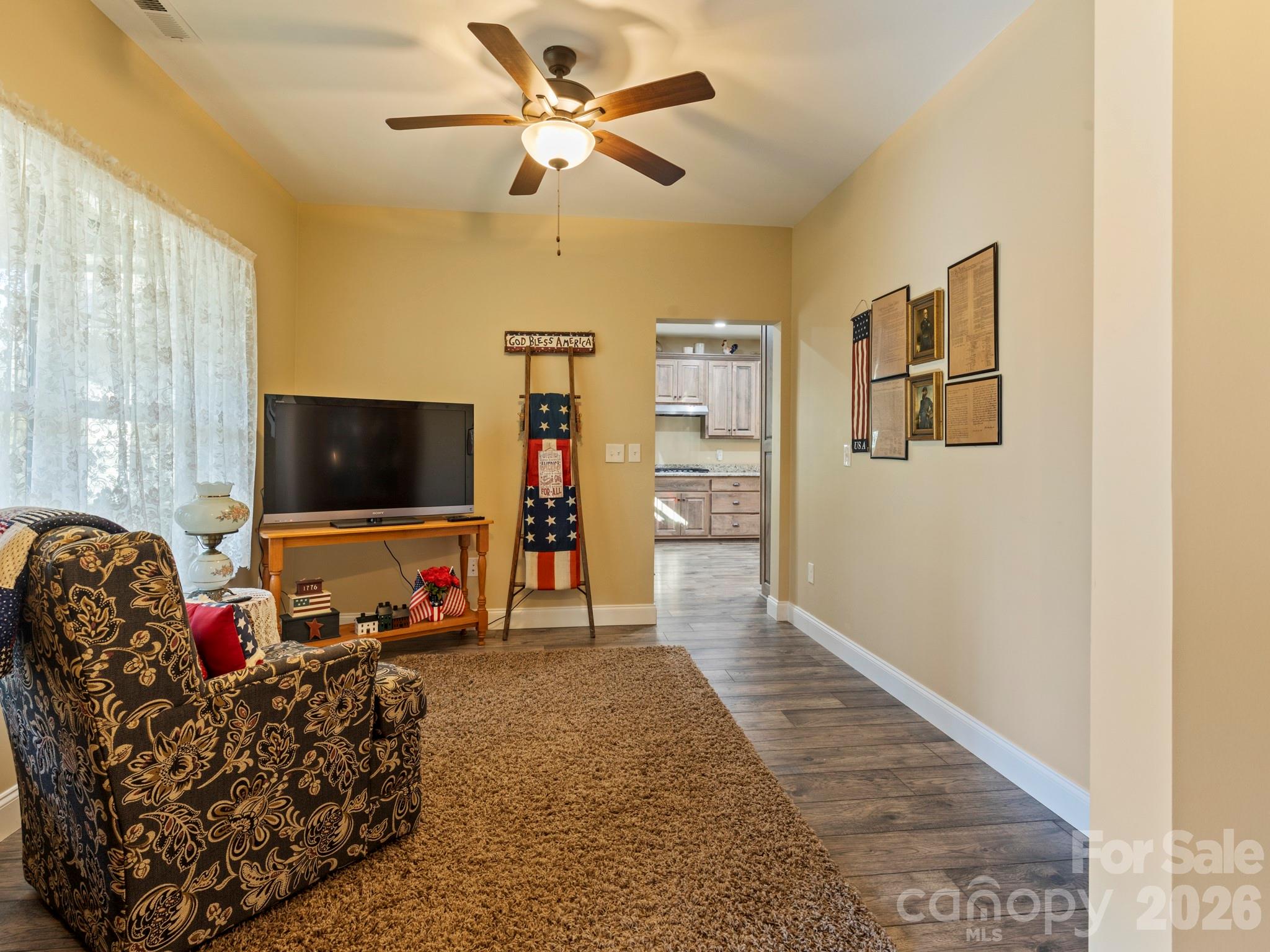 334 Summer Orchard Drive — Hendersonville