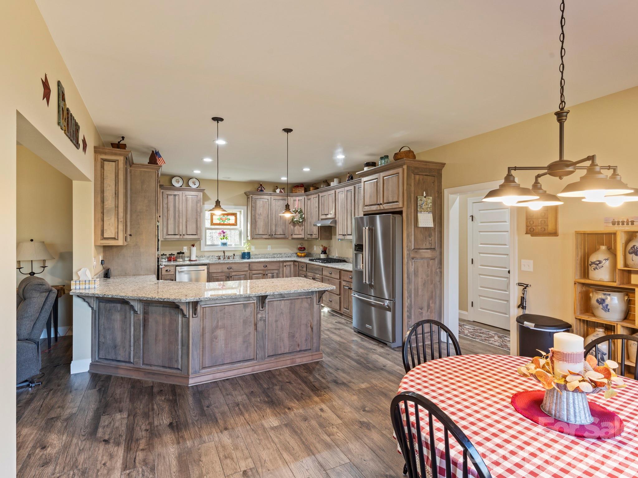 334 Summer Orchard Drive — Hendersonville