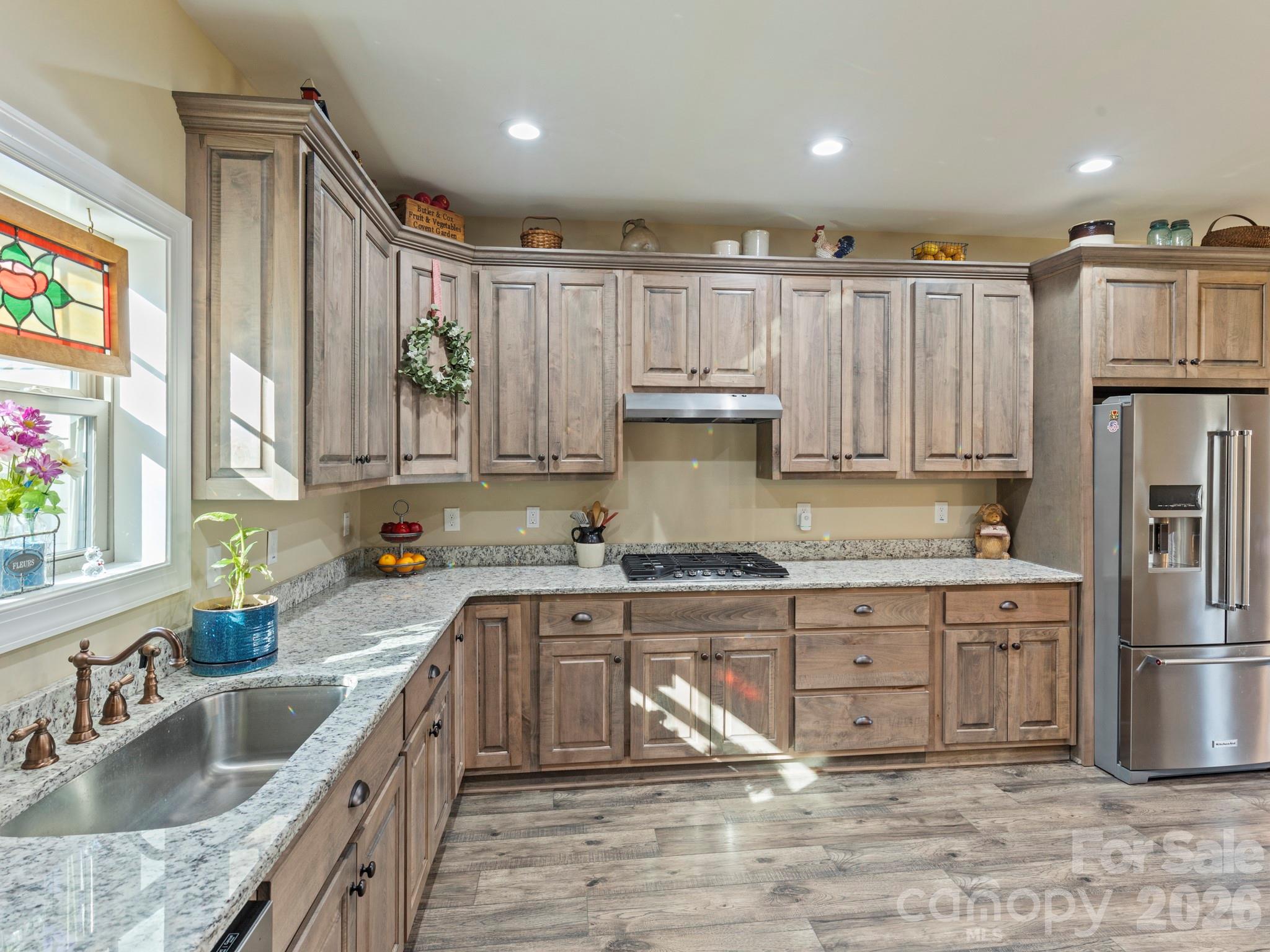 334 Summer Orchard Drive — Hendersonville