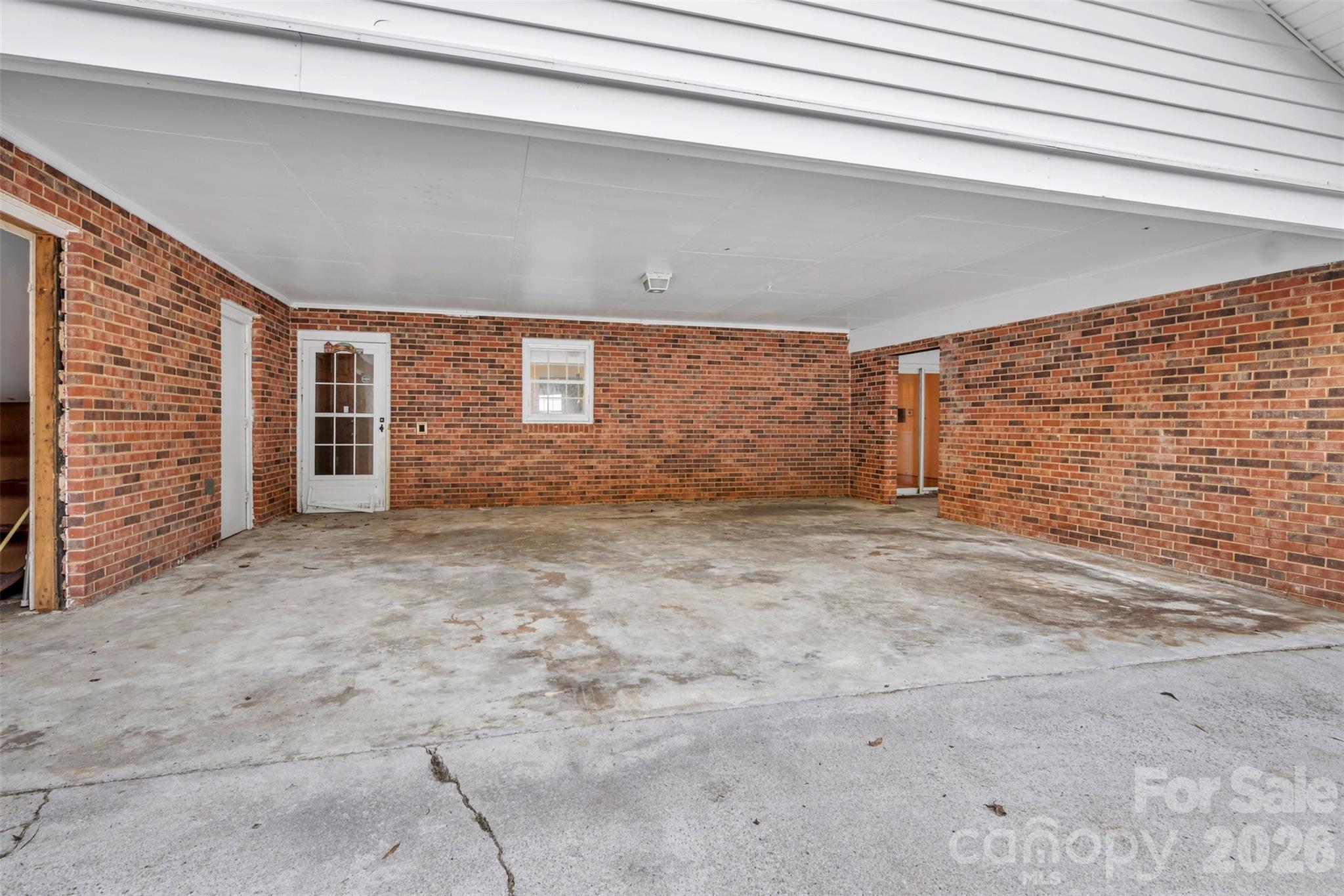 3234 Great Falls Highway — Lancaster