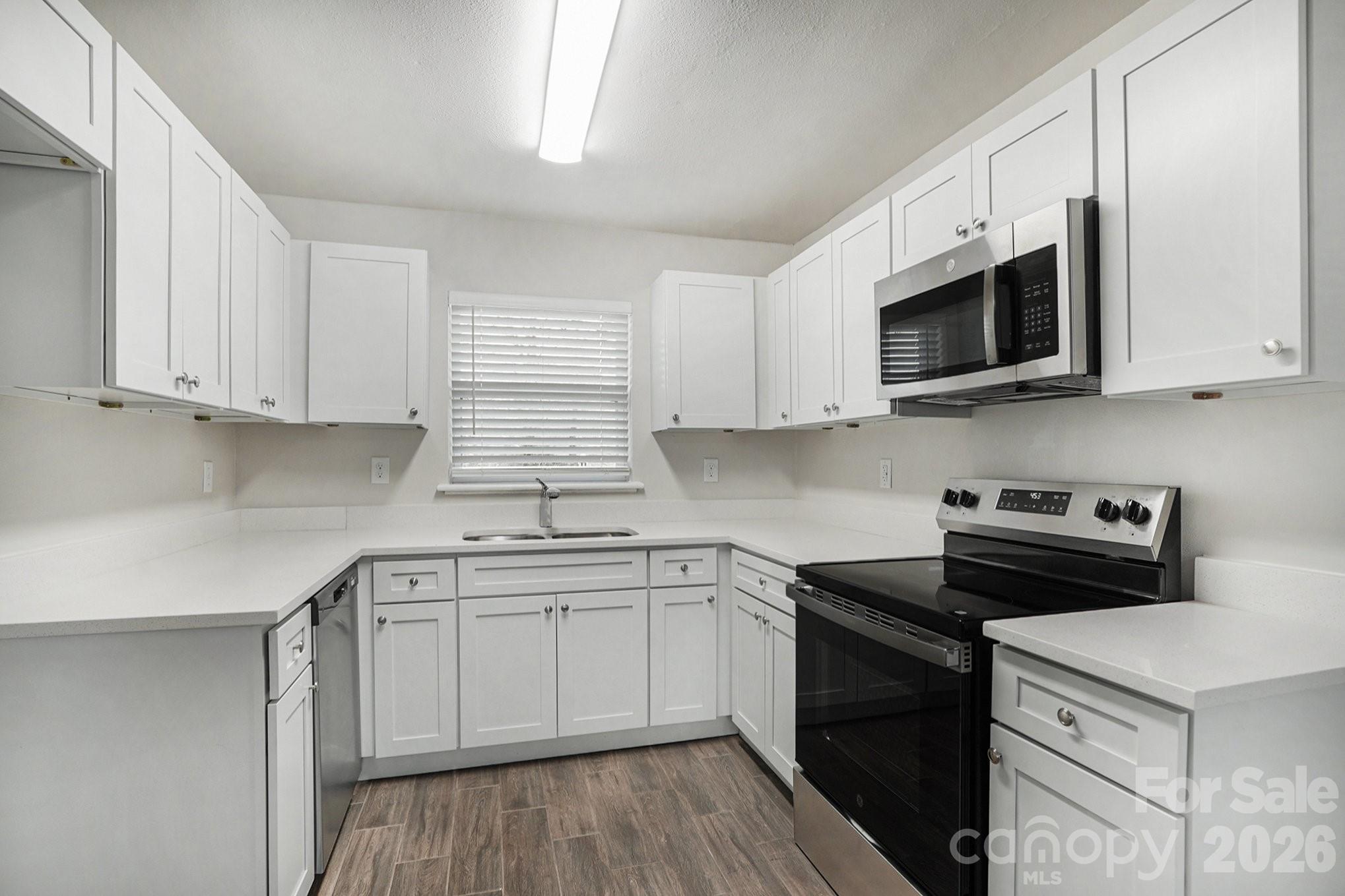 3431 Shamrock Drive — Charlotte