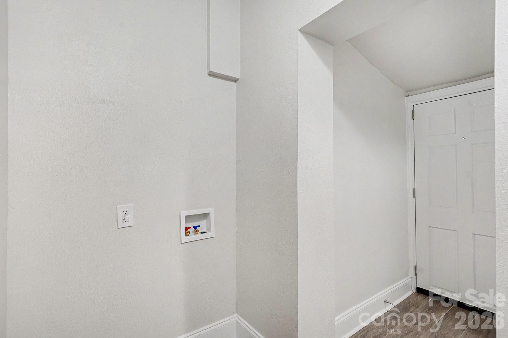 3431 Shamrock Drive — Charlotte
